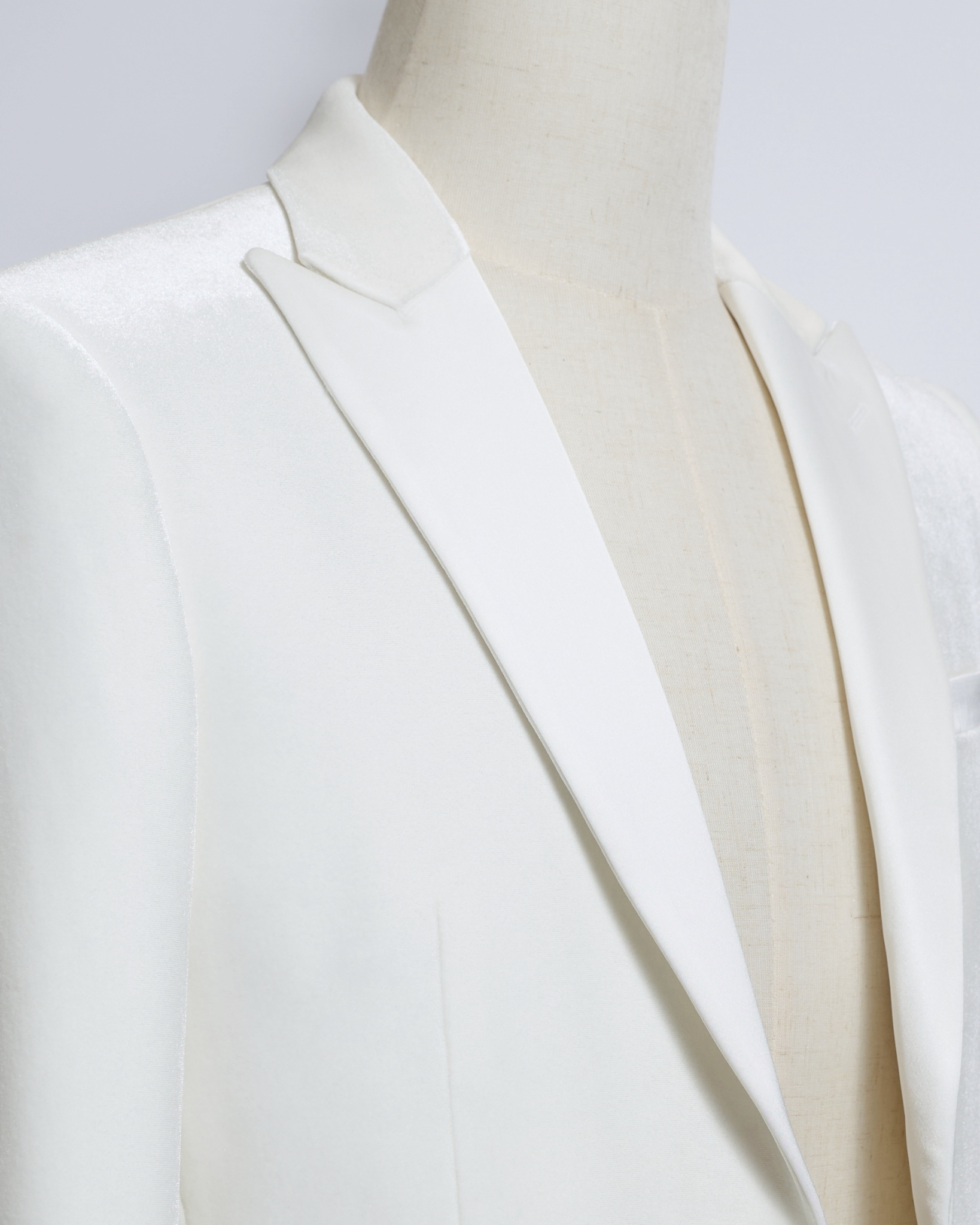 ホワイトベロア ジャケット - 画像 (4)