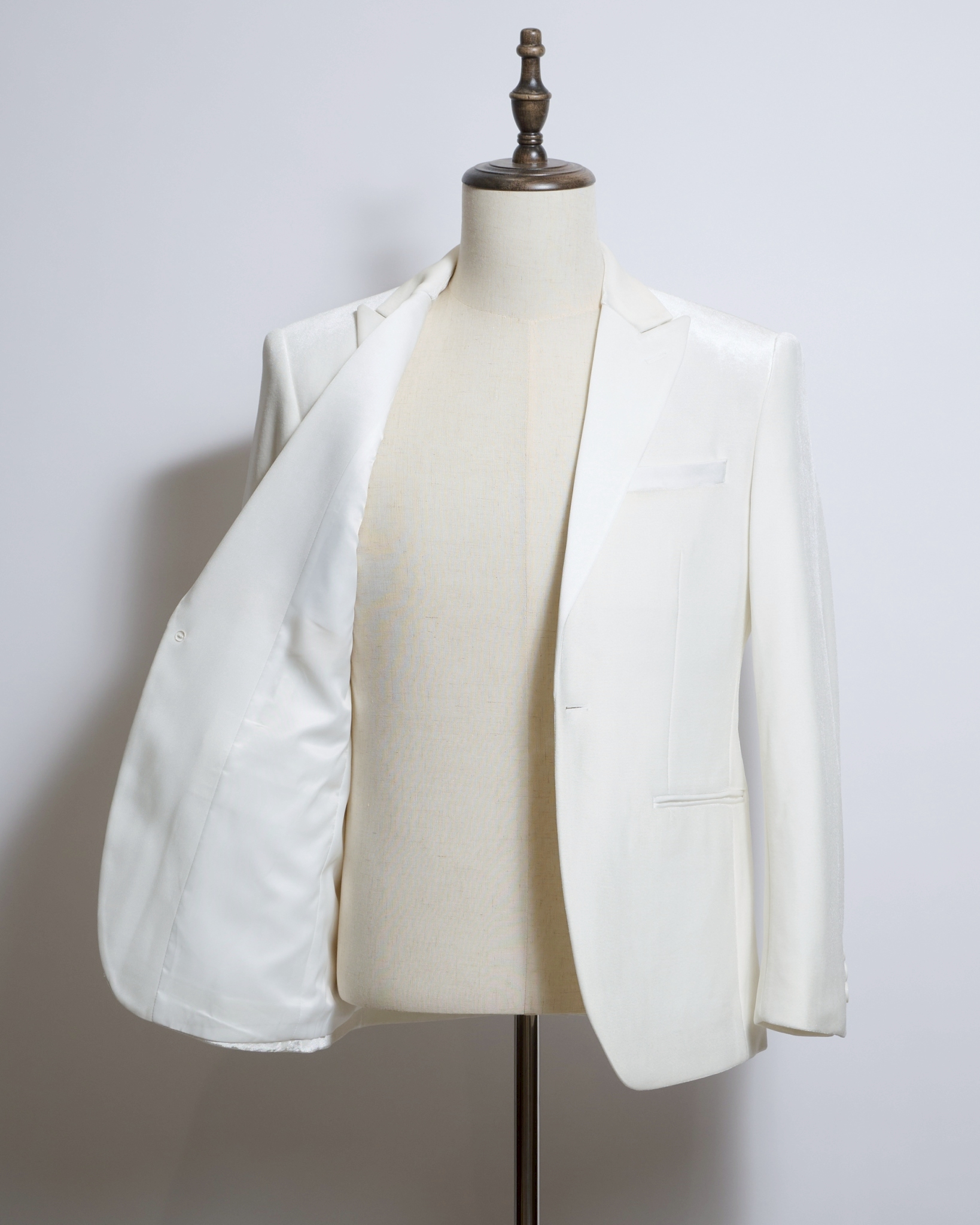 ホワイトベロアシングルジャケット