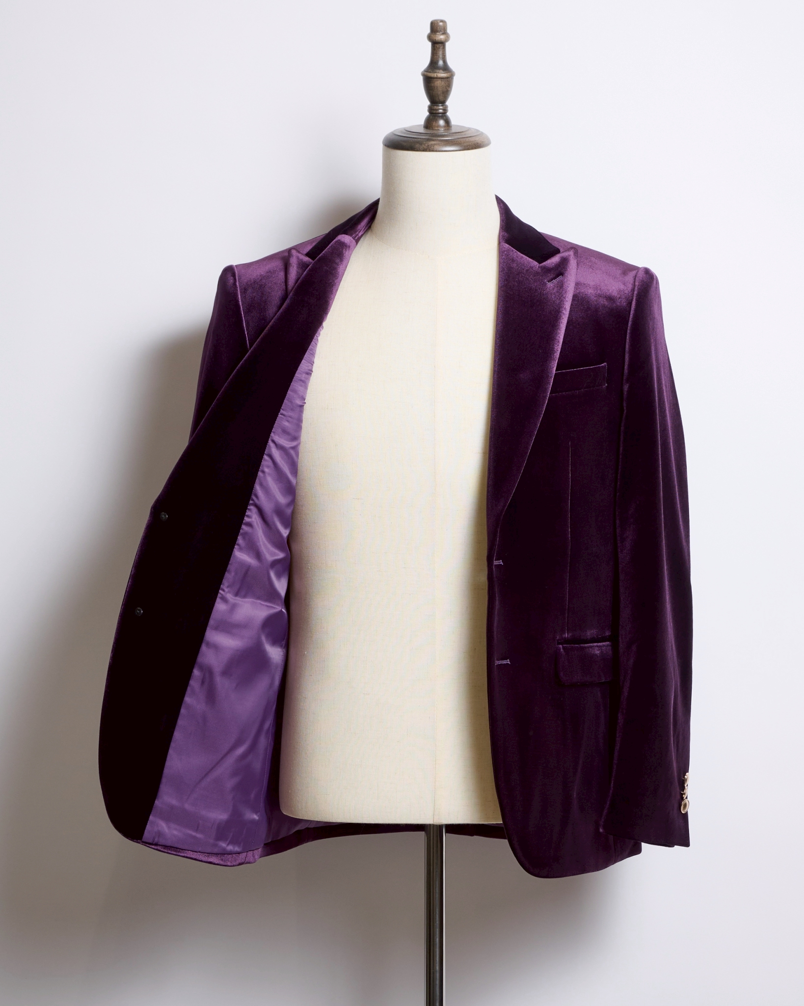 パープルベロアシングルジャケット、ゴールドボタン
