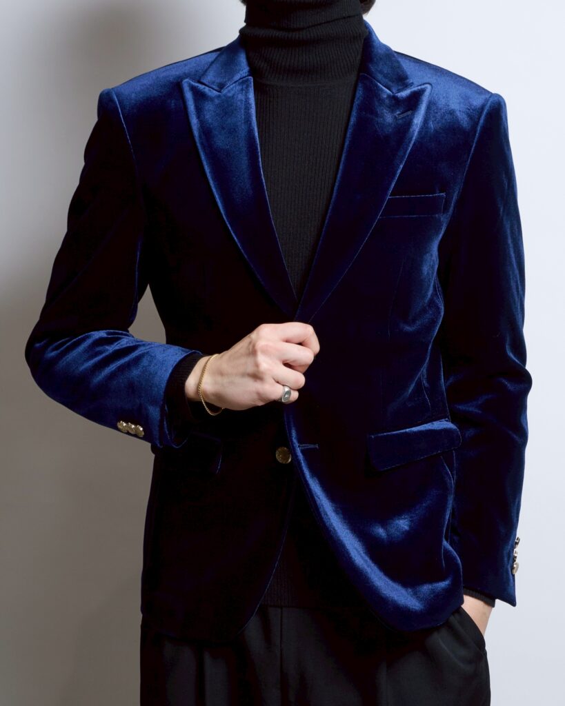 ネイビーベロアシングルジャケット、ゴールドボタン